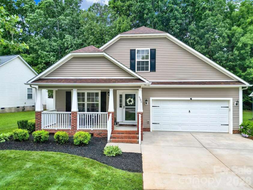 4102 Canvas Avenue, Rock Hill, SC 29732.  MLS# CAR4387212, YatesRealty ID 29449. 