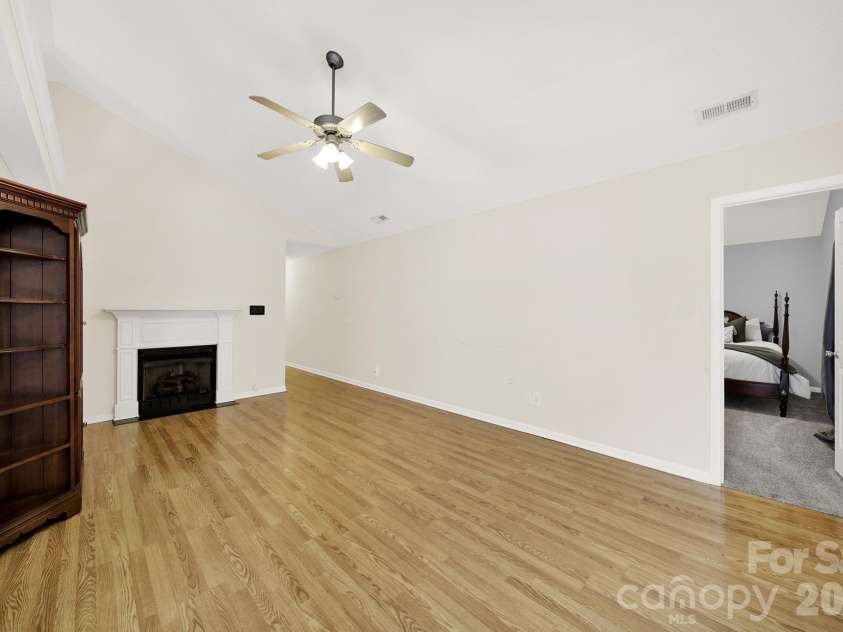 4102 Canvas Avenue, Rock Hill, SC 29732.  MLS# CAR4387212, YatesRealty ID 29449. 