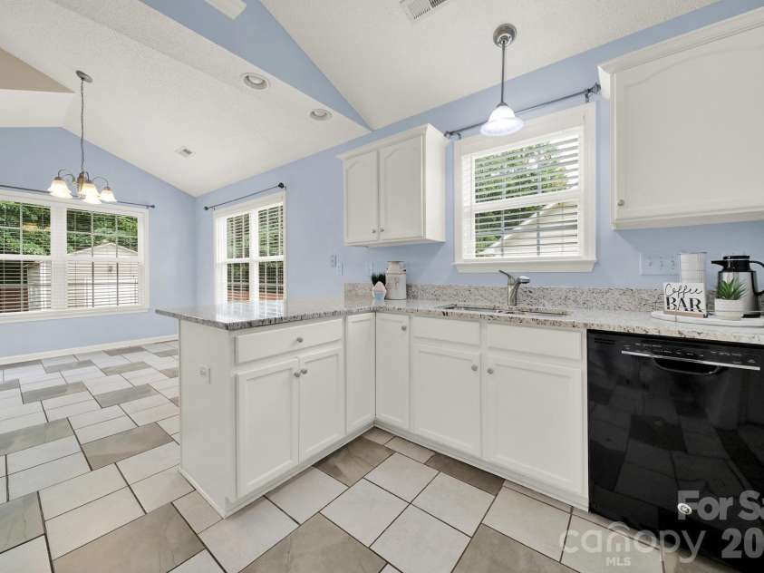 4102 Canvas Avenue, Rock Hill, SC 29732.  MLS# CAR4387212, YatesRealty ID 29449. 