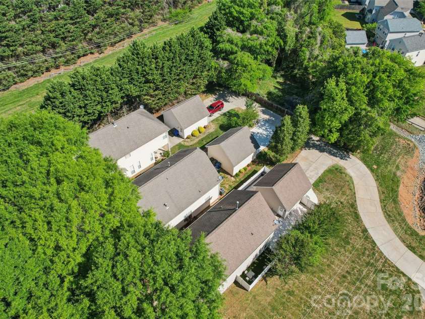 12807 Windy Lea Lane, Huntersville, NC 28078.  MLS# CAR4372915, YatesRealty ID 2945. 