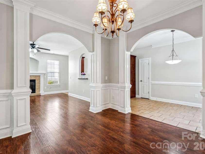 12807 Windy Lea Lane, Huntersville, NC 28078.  MLS# CAR4372915, YatesRealty ID 2945. Dinning room