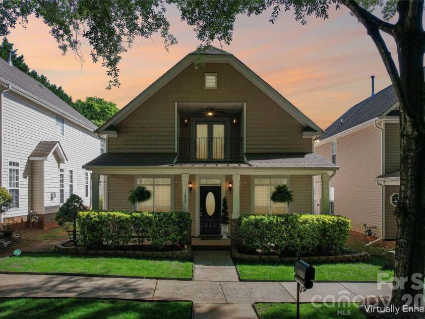 12807 Windy Lea Lane, Huntersville, NC 28078.  MLS# CAR4372915, YatesRealty ID 2945. Exterior Front dawn