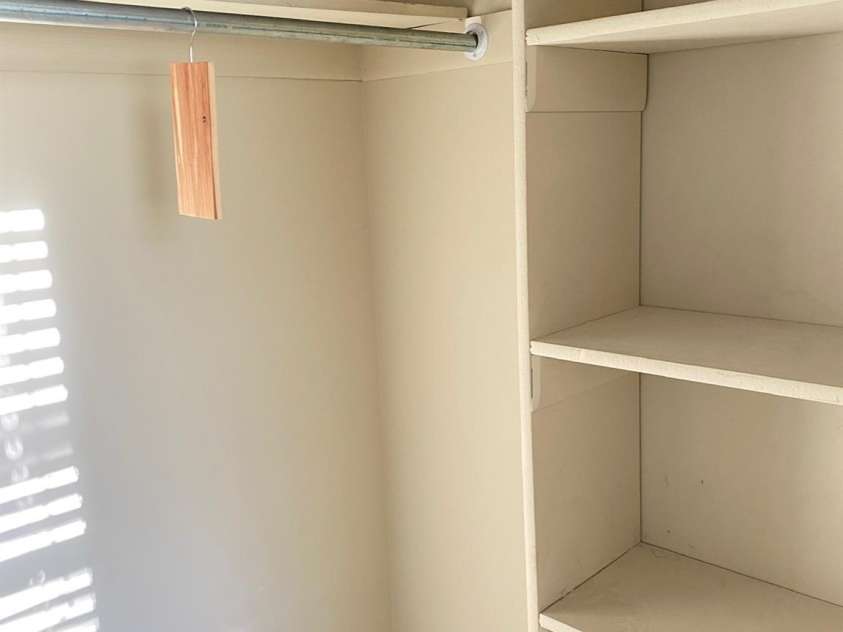 6130 Heathstone Lane, Charlotte, NC 28210.  MLS# CAR4308306, YatesRealty ID 2945. BUILT INS IN THE WIC