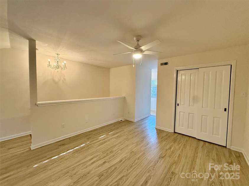 6130 Heathstone Lane, Charlotte, NC 28210.  MLS# CAR4326892, YatesRealty ID 2945. HUGE BEDROOM WITH 2 CLOSETS 