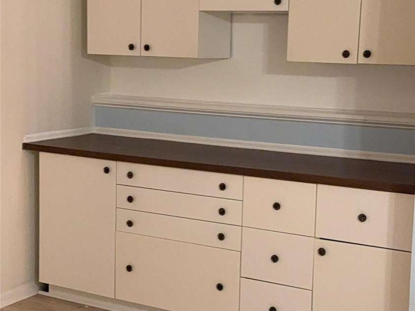 6130 Heathstone Lane, Charlotte, NC 28210.  MLS# CAR4326892, YatesRealty ID 2945. OWNER DESIGNED THE CUSTOM BUILT INS 