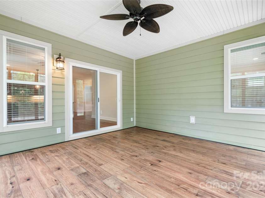 204 Flat Rock Drive, Denver, NC 28037.  MLS# CAR4283845, YatesRealty ID 29450. Sunroom Off Family Room