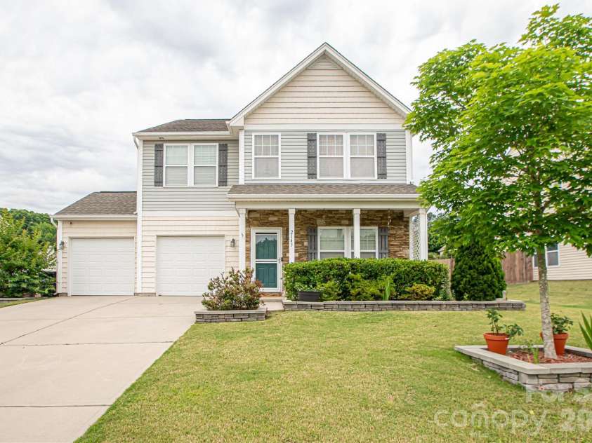 2143 Argentum Avenue, Fort Mill, SC 29707.  MLS# CAR4380170, YatesRealty ID 29450. 
