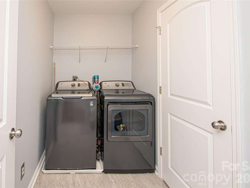 2143 Argentum Avenue, Fort Mill, SC 29707.  MLS# CAR4380170, YatesRealty ID 29450. 