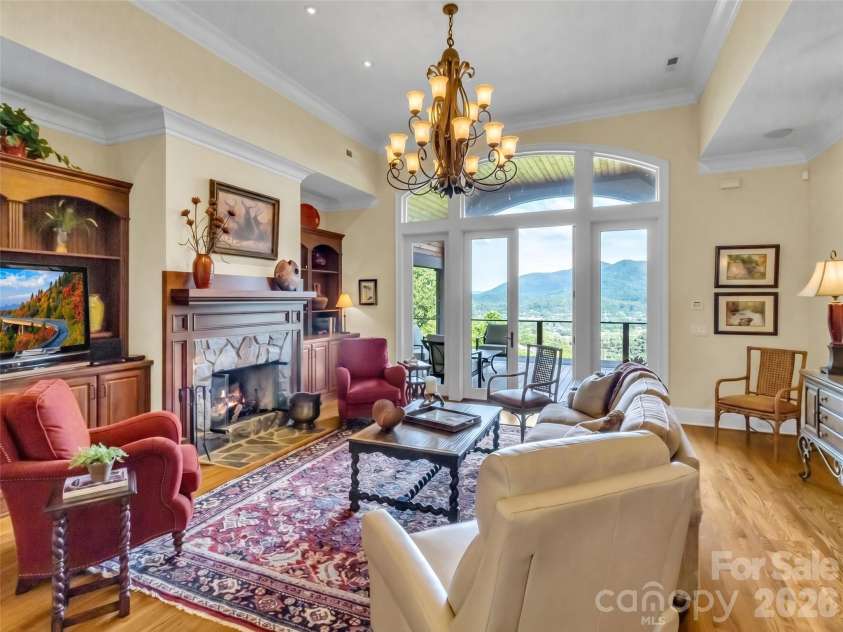 149 Cardinal Lane, Waynesville, NC 28786.  MLS# CAR4379628, YatesRealty ID 29452. 