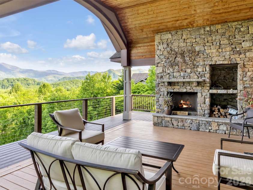 149 Cardinal Lane, Waynesville, NC 28786.  MLS# CAR4379628, YatesRealty ID 29452. 