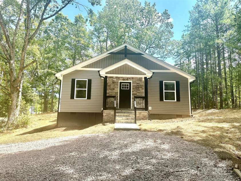 6785 Nathan Avenue, Kannapolis, NC 28081.  MLS# CAR4287541, YatesRealty ID 29452. Front of Home