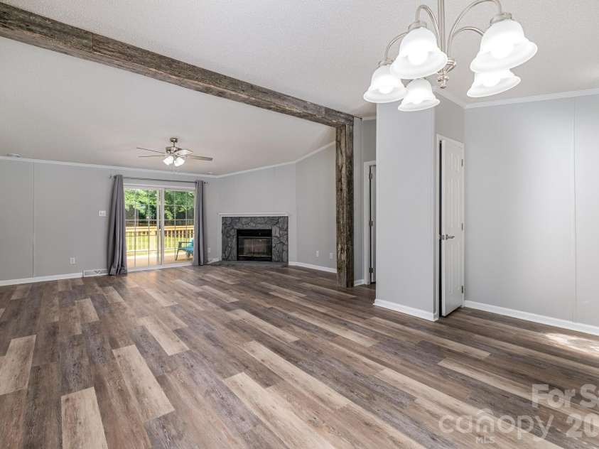127 Whitewater Lane, Mooresville, NC 28115.  MLS# CAR4390807, YatesRealty ID 29454. 