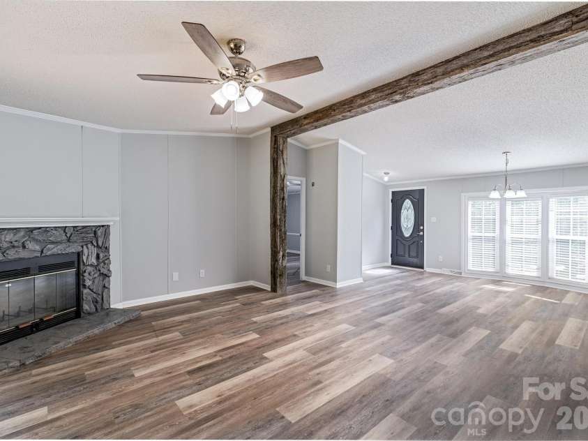127 Whitewater Lane, Mooresville, NC 28115.  MLS# CAR4390807, YatesRealty ID 29454. 
