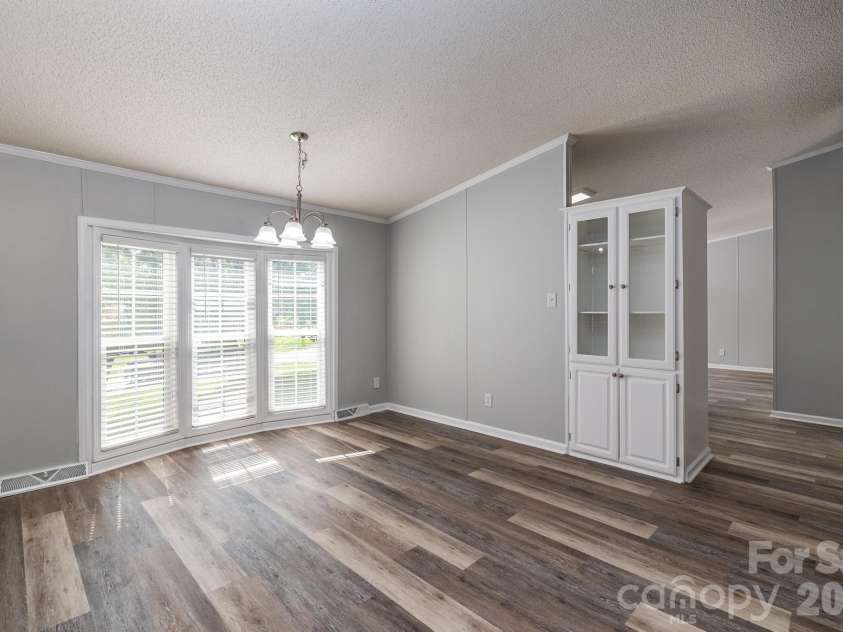 127 Whitewater Lane, Mooresville, NC 28115.  MLS# CAR4390807, YatesRealty ID 29454. 