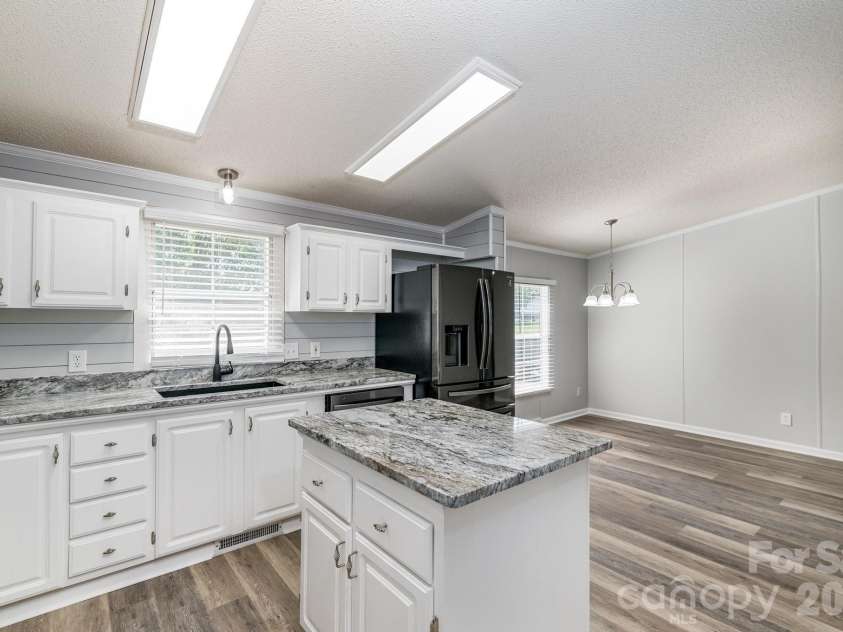 127 Whitewater Lane, Mooresville, NC 28115.  MLS# CAR4390807, YatesRealty ID 29454. 