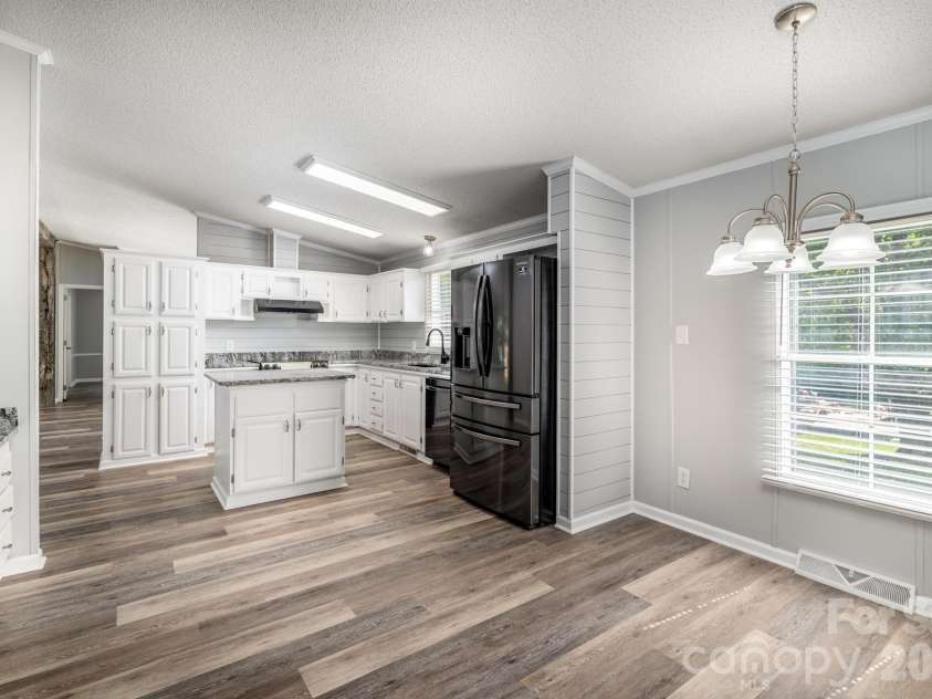 127 Whitewater Lane, Mooresville, NC 28115.  MLS# CAR4390807, YatesRealty ID 29454. 