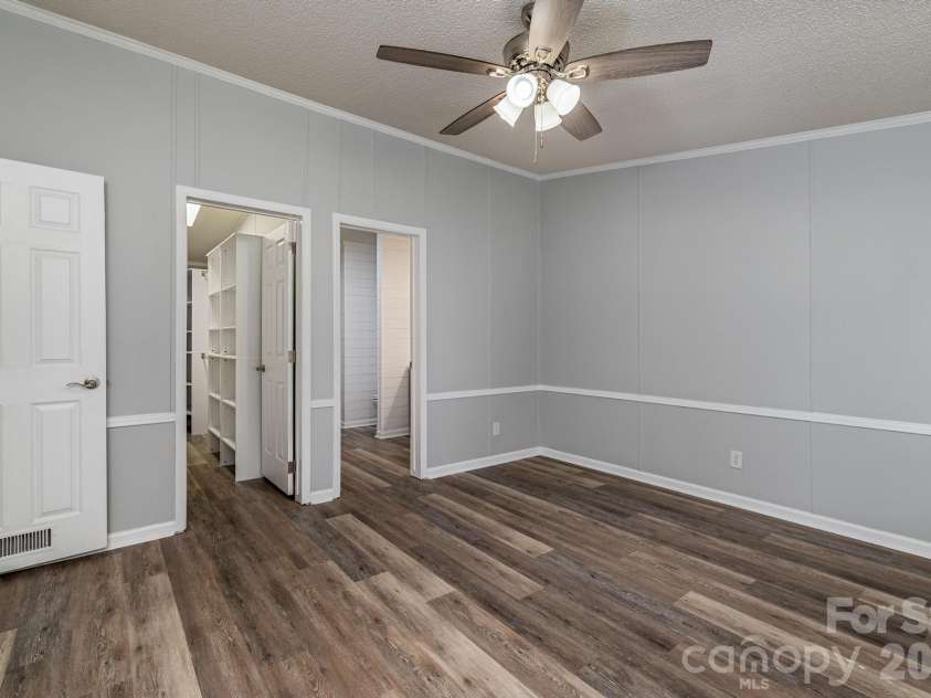 127 Whitewater Lane, Mooresville, NC 28115.  MLS# CAR4390807, YatesRealty ID 29454. 