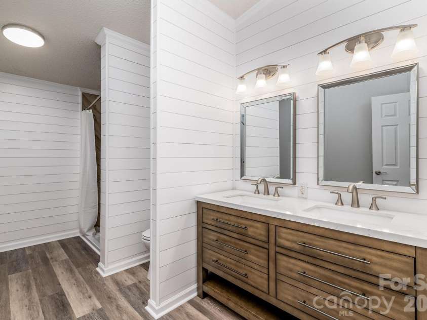 127 Whitewater Lane, Mooresville, NC 28115.  MLS# CAR4390807, YatesRealty ID 29454. 