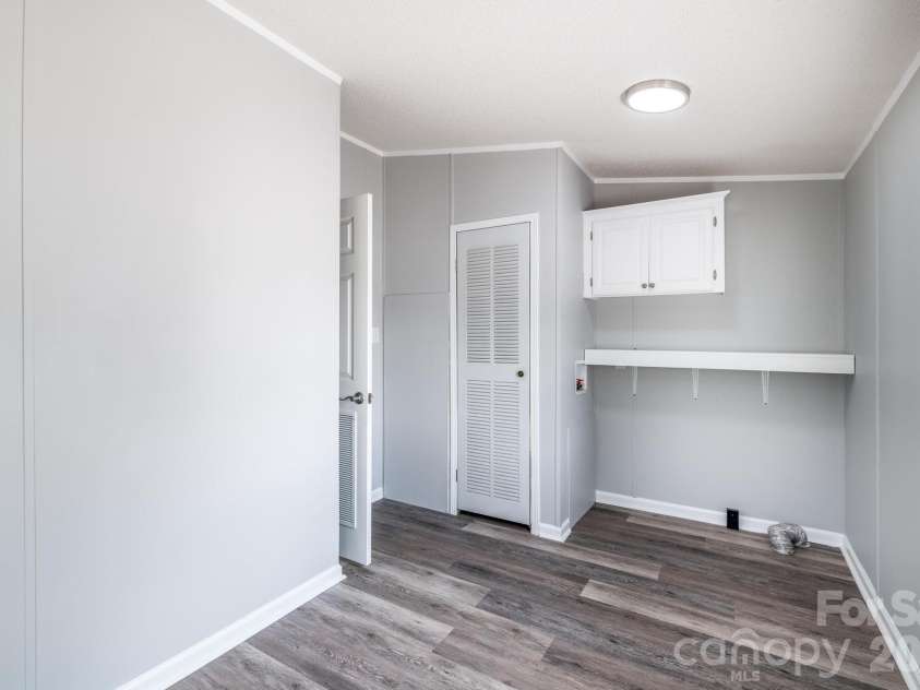 127 Whitewater Lane, Mooresville, NC 28115.  MLS# CAR4390807, YatesRealty ID 29454. 