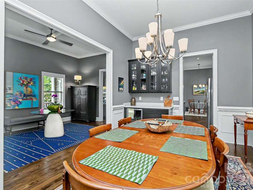 3205 Mcdowell Street, Charlotte, NC 28205.  MLS# CAR4391706, YatesRealty ID 29457. 