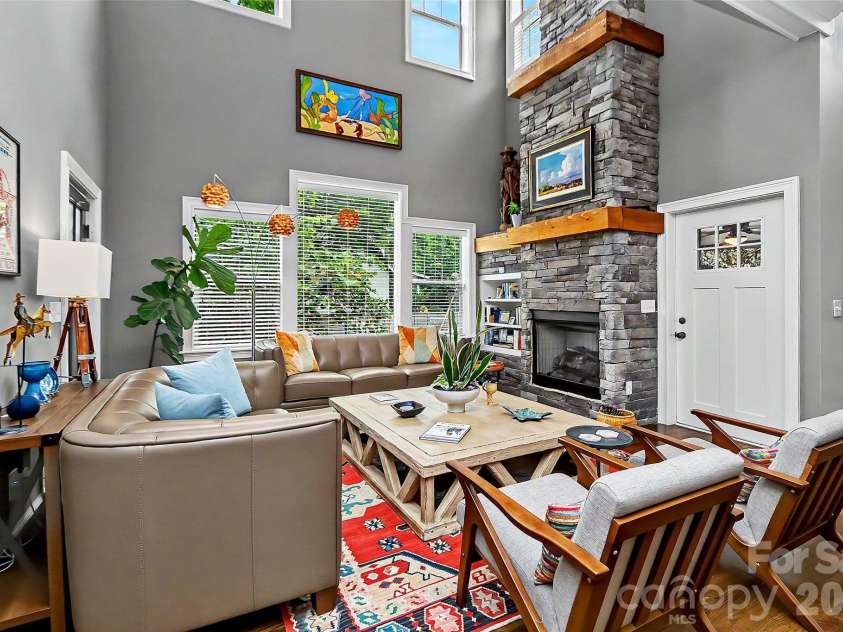3205 Mcdowell Street, Charlotte, NC 28205.  MLS# CAR4391706, YatesRealty ID 29457. 