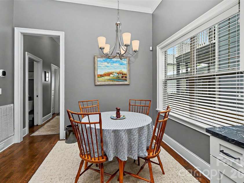 3205 Mcdowell Street, Charlotte, NC 28205.  MLS# CAR4391706, YatesRealty ID 29457. 