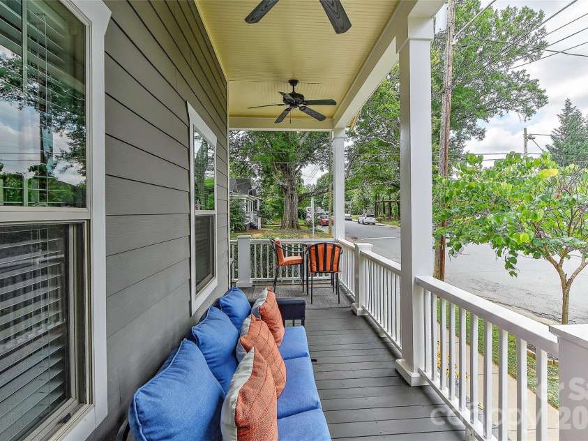 3205 Mcdowell Street, Charlotte, NC 28205.  MLS# CAR4391706, YatesRealty ID 29457. 