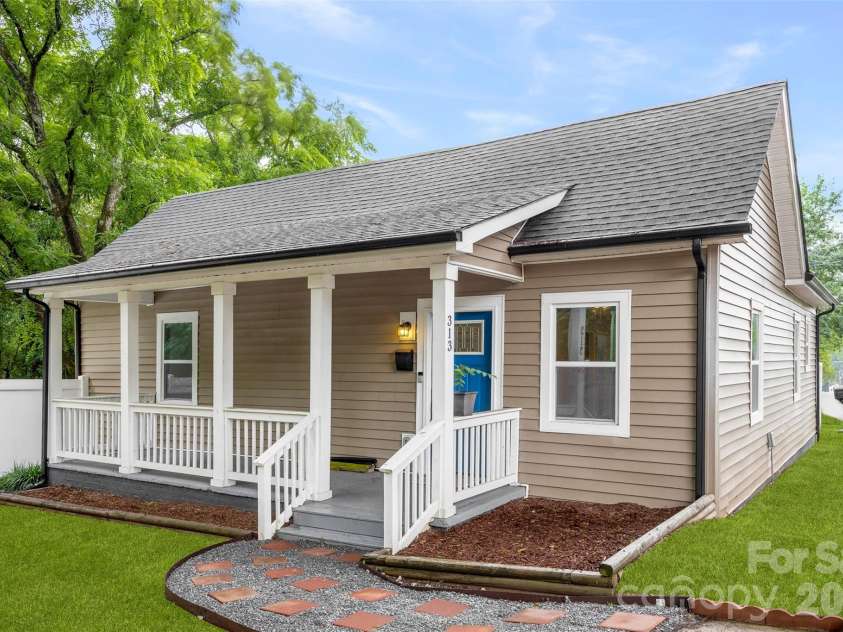 313 Gantt Street, Kings Mountain, NC 28086.  MLS# CAR4391949, YatesRealty ID 29458. 