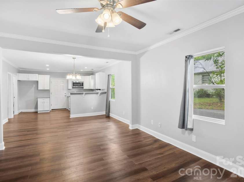 313 Gantt Street, Kings Mountain, NC 28086.  MLS# CAR4391949, YatesRealty ID 29458. 