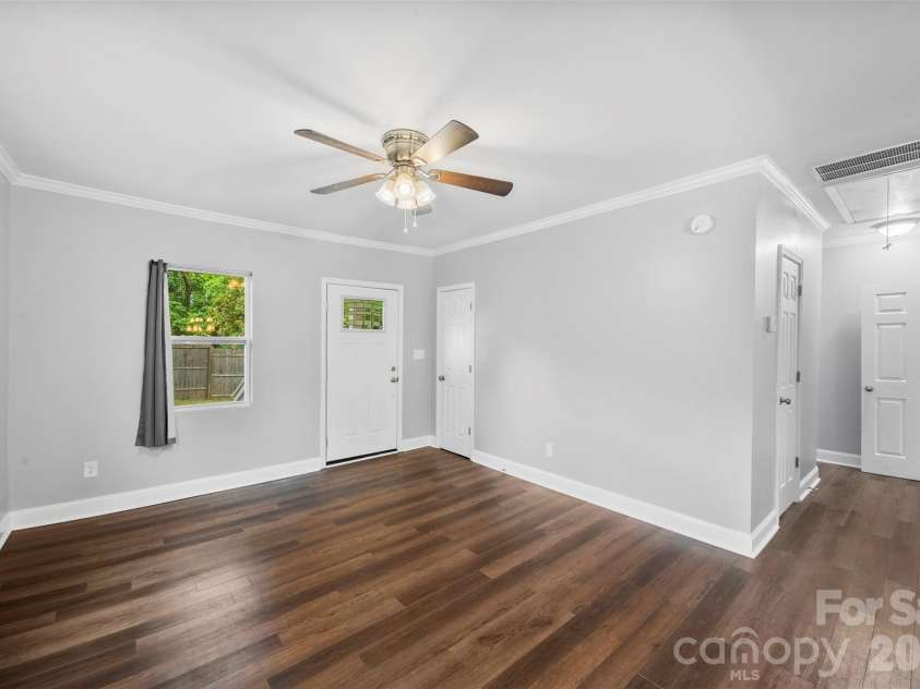 313 Gantt Street, Kings Mountain, NC 28086.  MLS# CAR4391949, YatesRealty ID 29458. 