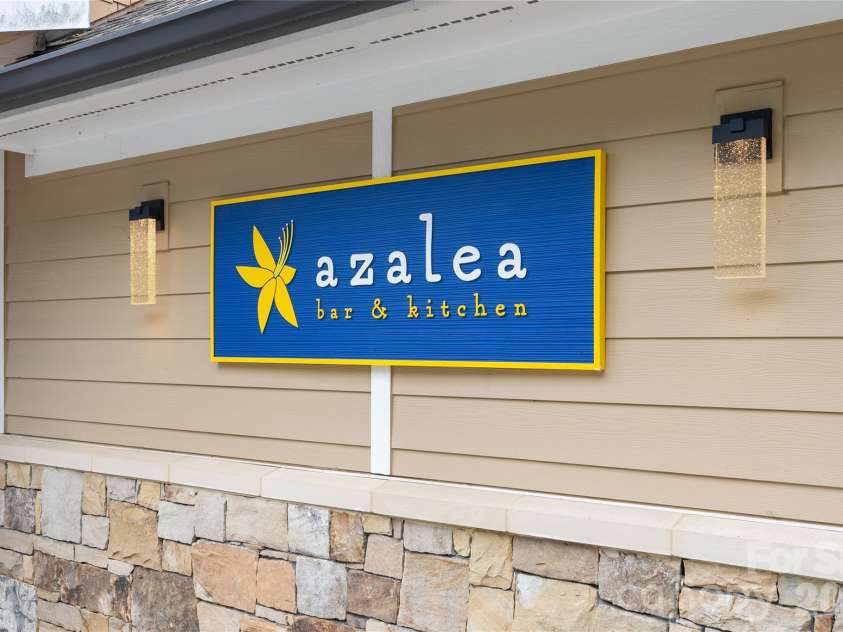301 Bowling Park Road, Asheville, NC 28803.  MLS# CAR4391933, YatesRealty ID 29459. 