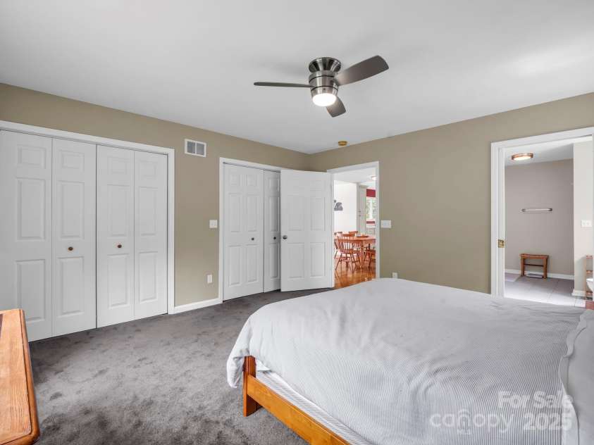 995 Towery Trace, Ellenboro, NC 28040.  MLS# CAR4287320, YatesRealty ID 29459. Main level bedroom picture 3