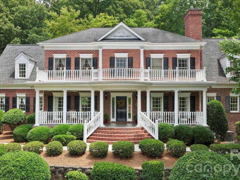 512 Stuart Ridge, Cramerton, NC 28032.  MLS# CAR4391394, YatesRealty ID 29460. 