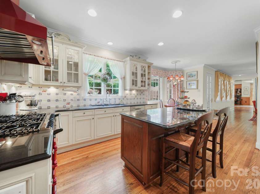 512 Stuart Ridge, Cramerton, NC 28032.  MLS# CAR4391394, YatesRealty ID 29460. 