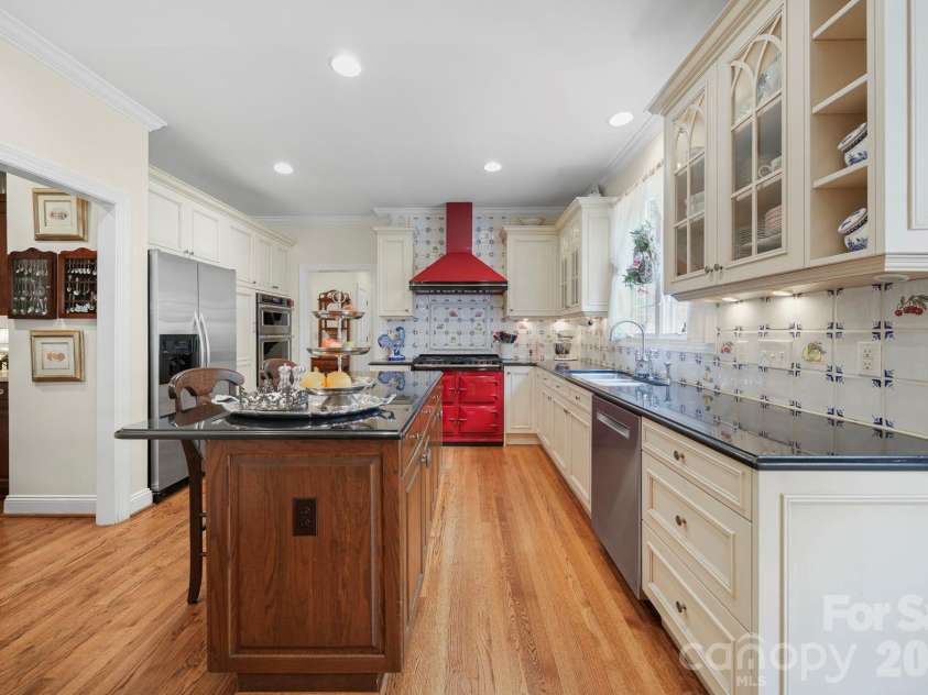 512 Stuart Ridge, Cramerton, NC 28032.  MLS# CAR4391394, YatesRealty ID 29460. 