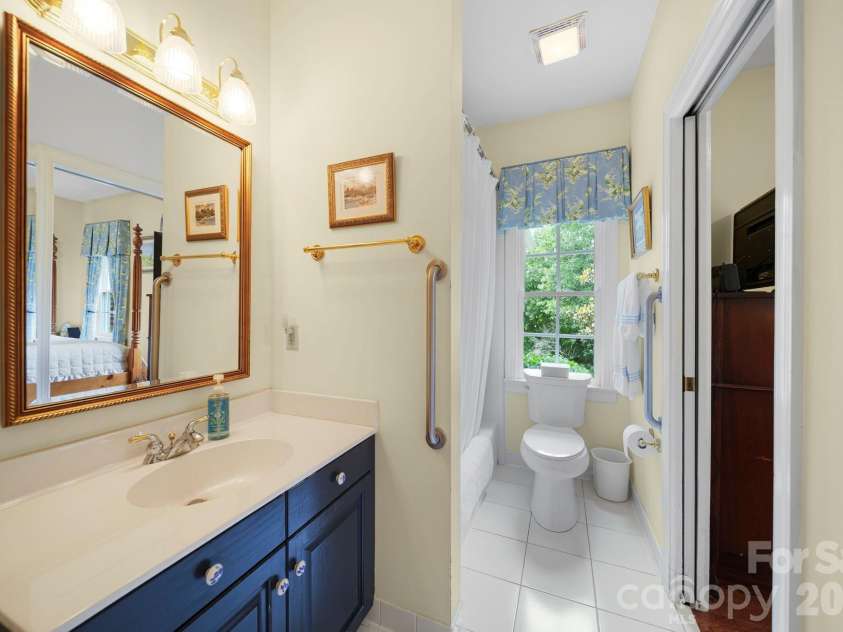 512 Stuart Ridge, Cramerton, NC 28032.  MLS# CAR4391394, YatesRealty ID 29460. 