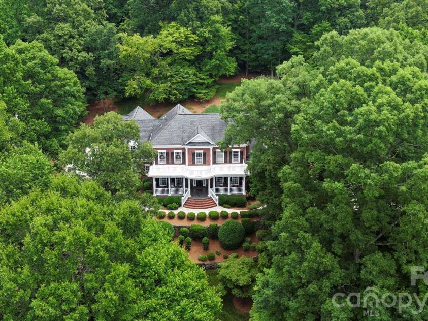 512 Stuart Ridge, Cramerton, NC 28032.  MLS# CAR4391394, YatesRealty ID 29460. 