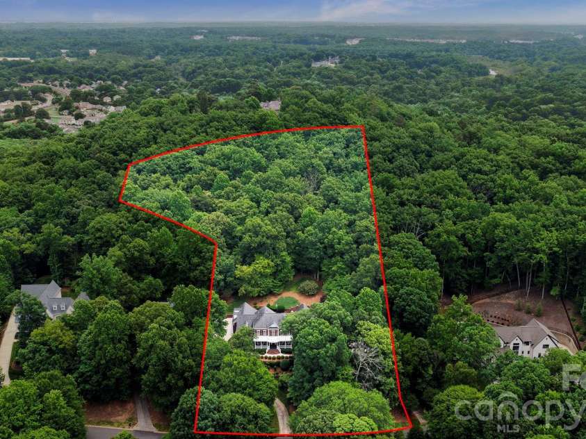 512 Stuart Ridge, Cramerton, NC 28032.  MLS# CAR4391394, YatesRealty ID 29460. 