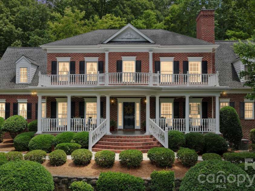 512 Stuart Ridge, Cramerton, NC 28032.  MLS# CAR4391394, YatesRealty ID 29460. 