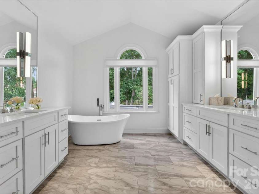 6405 Mitchell Hollow Road, Charlotte, NC 28277.  MLS# CAR4391569, YatesRealty ID 29462. 