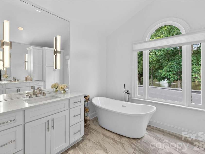 6405 Mitchell Hollow Road, Charlotte, NC 28277.  MLS# CAR4391569, YatesRealty ID 29462. 