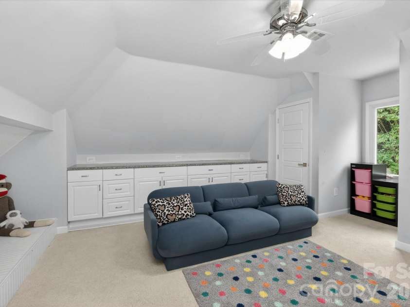 6405 Mitchell Hollow Road, Charlotte, NC 28277.  MLS# CAR4391569, YatesRealty ID 29462. 