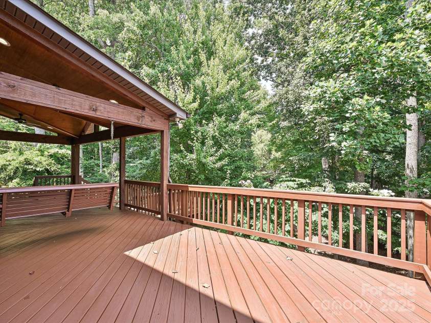 217 Hillandale Drive, Charlotte, NC 28270.  MLS# CAR4286921, YatesRealty ID 29464. Deck