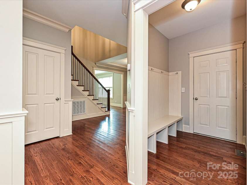 217 Hillandale Drive, Charlotte, NC 28270.  MLS# CAR4286921, YatesRealty ID 29464. Drop Zone