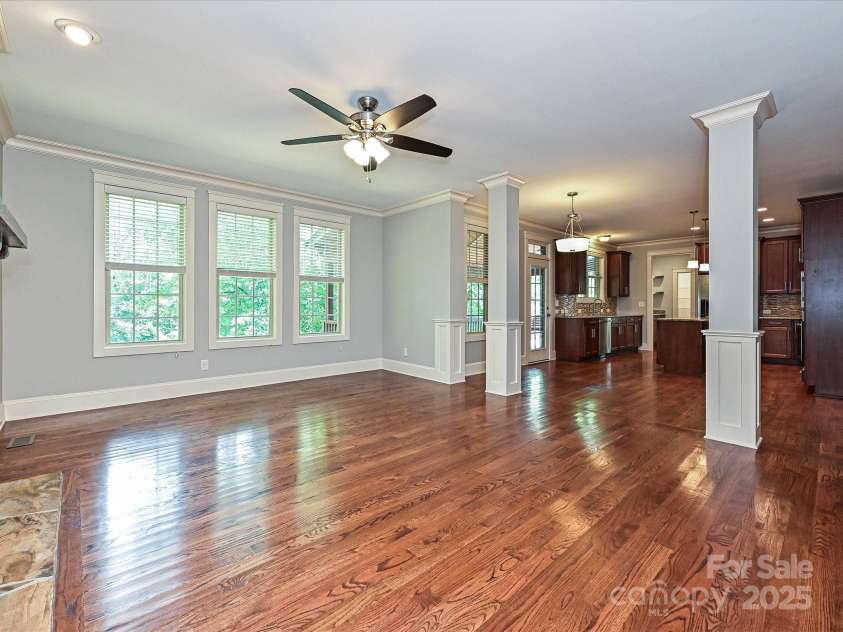 217 Hillandale Drive, Charlotte, NC 28270.  MLS# CAR4286921, YatesRealty ID 29464. Great Room