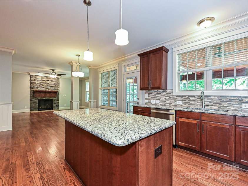 217 Hillandale Drive, Charlotte, NC 28270.  MLS# CAR4286921, YatesRealty ID 29464. Kitchen into Great Room