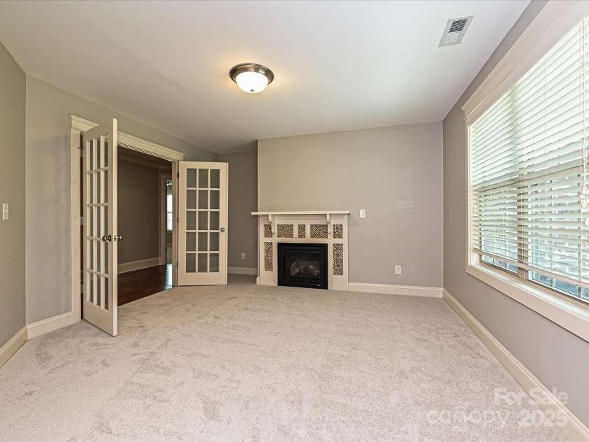 217 Hillandale Drive, Charlotte, NC 28270.  MLS# CAR4286921, YatesRealty ID 29464. Office