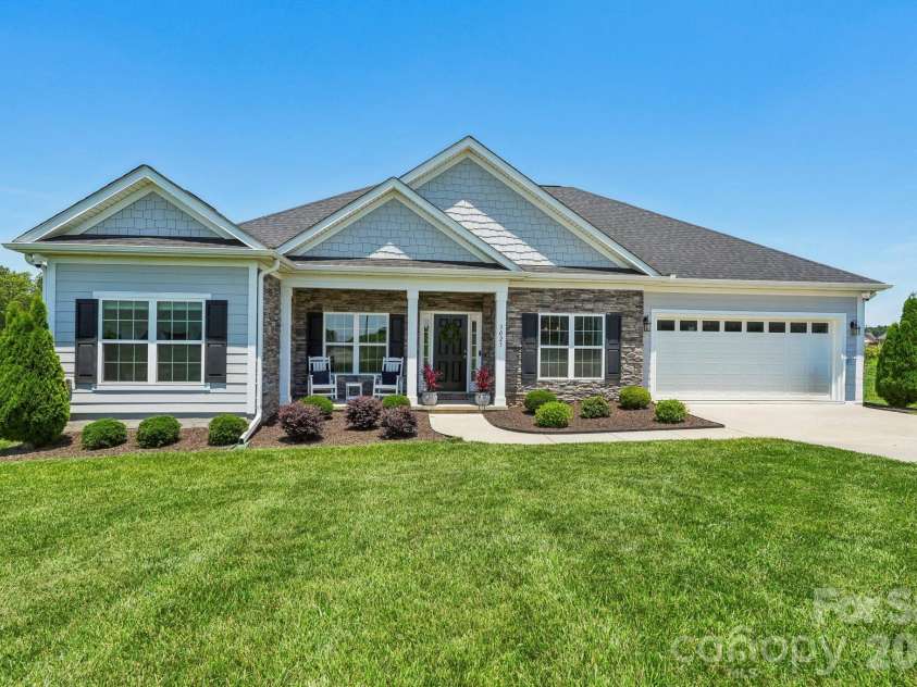 3023 Isle Lane, Monroe, NC 28110.  MLS# CAR4390676, YatesRealty ID 29464. 