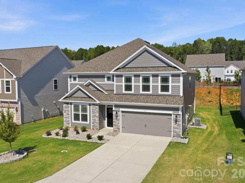 125 Saidin Lane, Troutman, NC 28166.  MLS# CAR4390174, YatesRealty ID 29465. 
