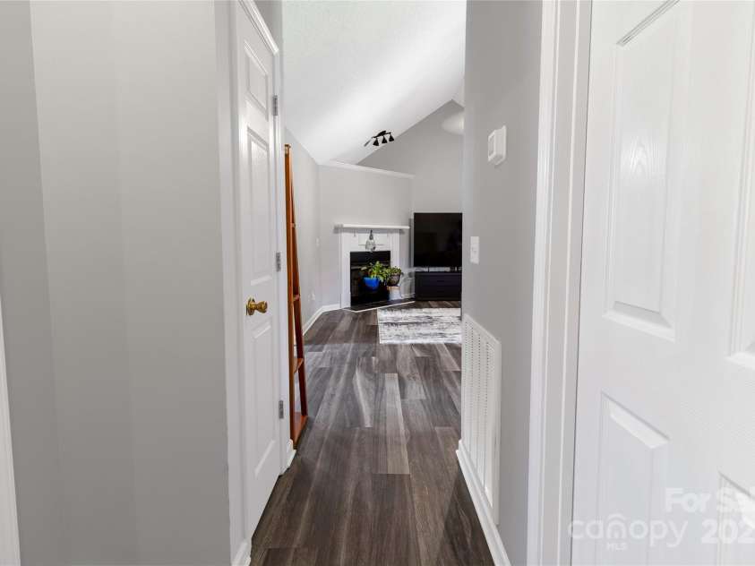 532 Jedburgh Way, Rock Hill, SC 29730.  MLS# CAR4287791, YatesRealty ID 29465. 